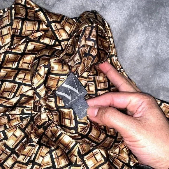 Worthington Women's Long Sleeve Blouse, size XL Split Tie Neck Geometric blouse - Picture 2 of 9